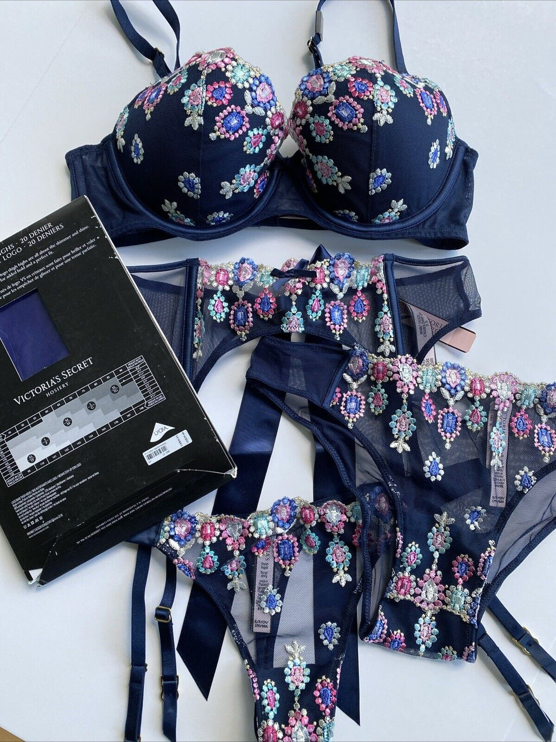 Victoria's Secret 5PC Jewel Bra Garter Belt Thong Cheekini Stockings Set 34C / S