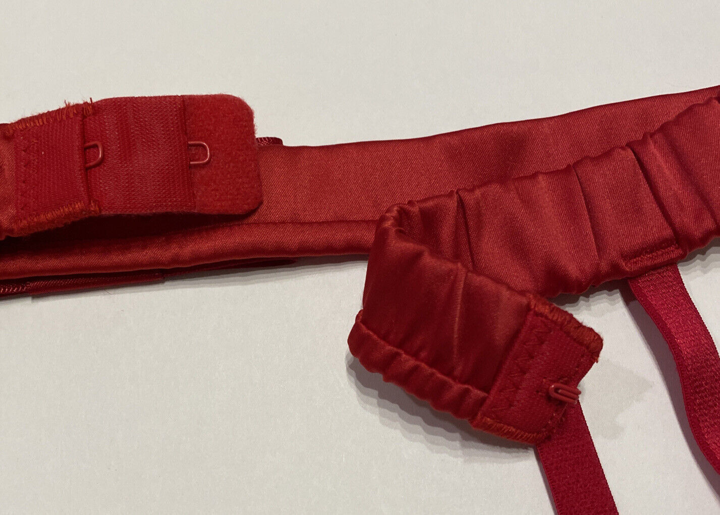 Victoria's Secret Garter Belt Lingerie Very Sexy Satin Red Bow XS / Small