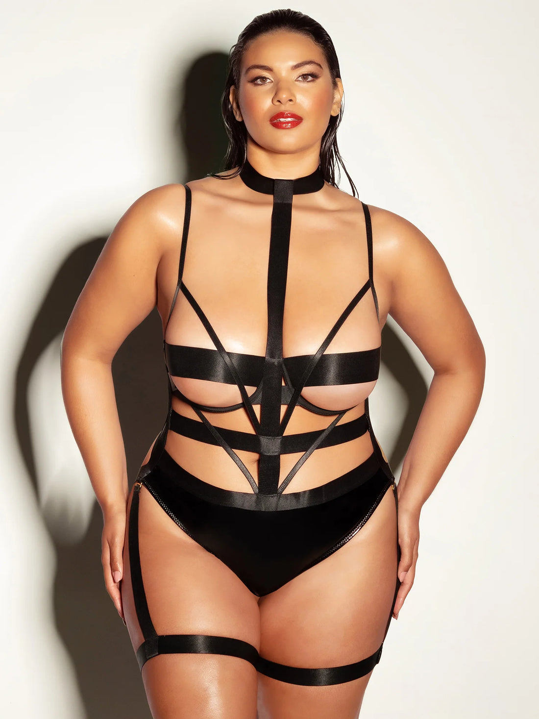 Oh la la Cheri Curvy Lethal Peek-A-Boo Harness Teddy Black
