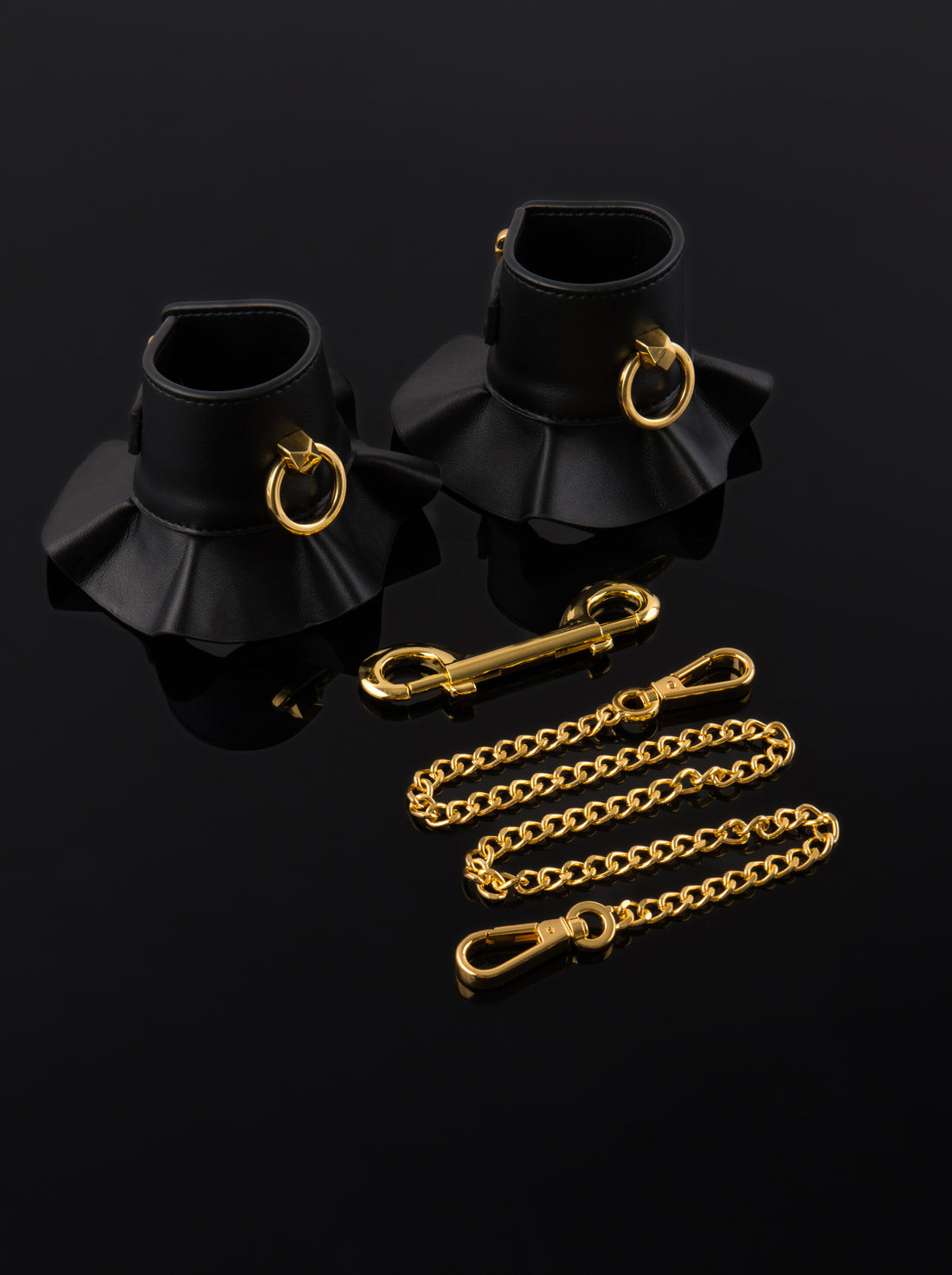 House of Desire Bondage Leather-like Handcuffs Black - House of Desire