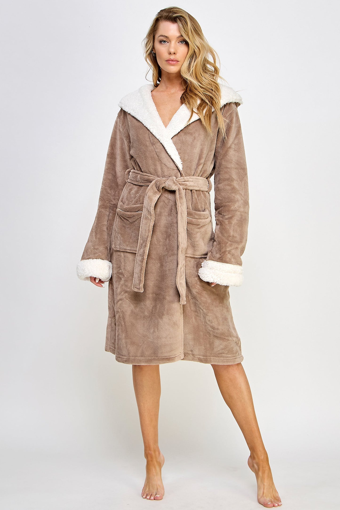 BeWicked Chic Plush Cozy Fleece Sydney Robe Brown