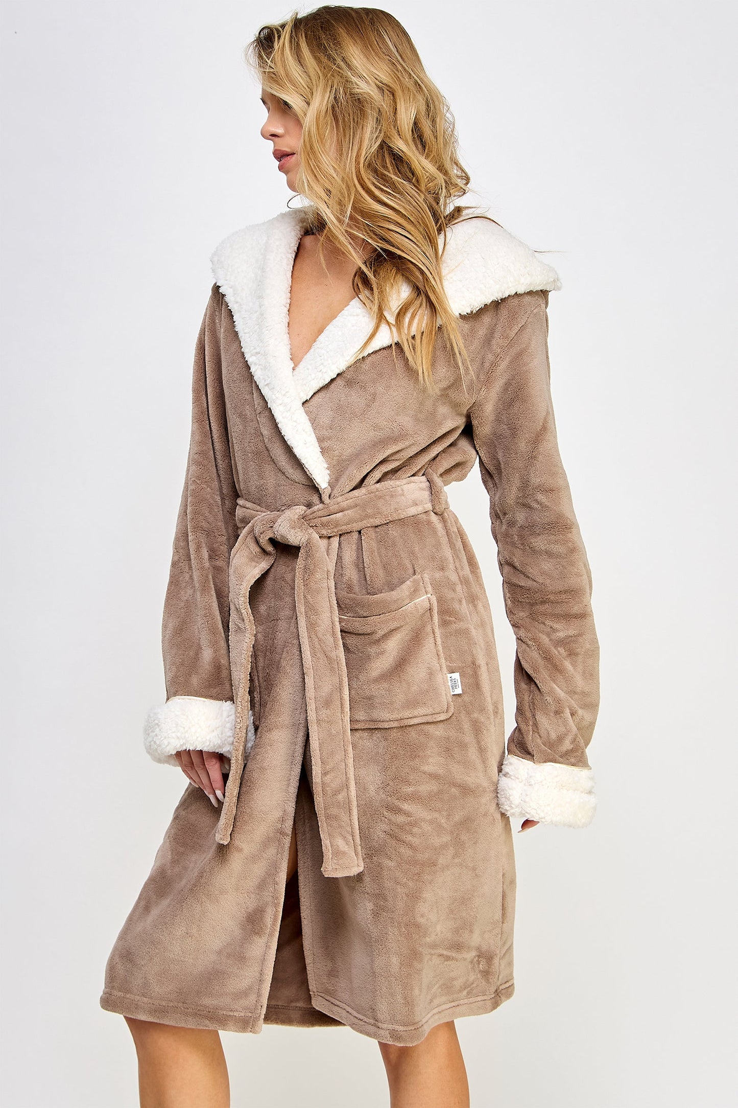 BeWicked Chic Plush Cozy Fleece Sydney Robe Brown