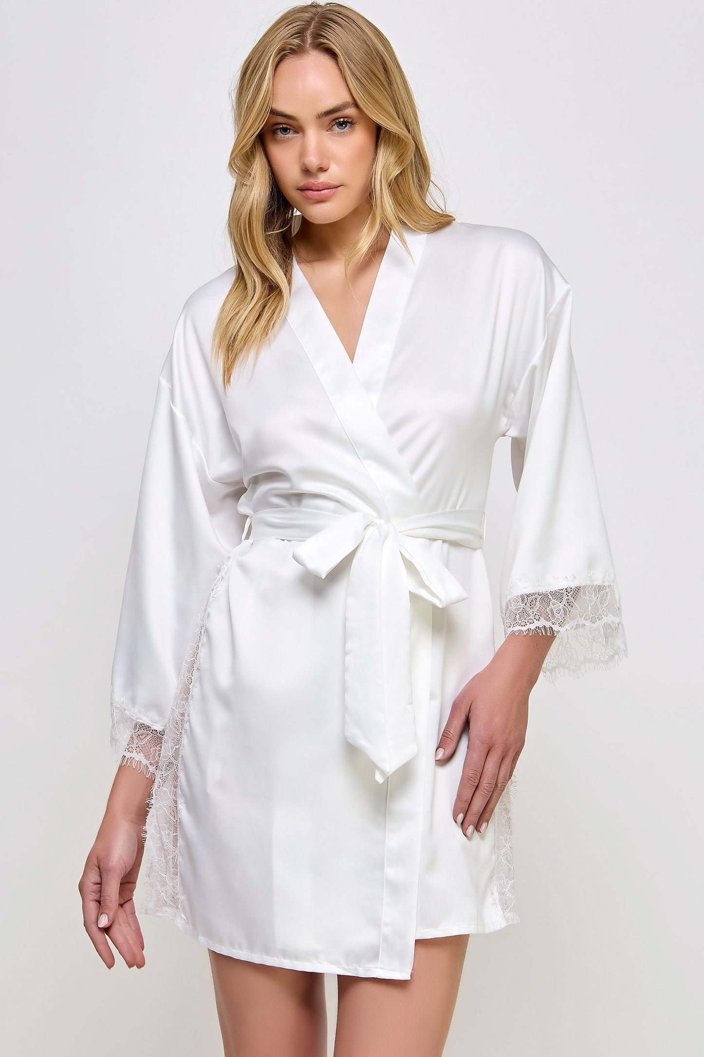 BeWicked Satin & Lace Gillian Robe White