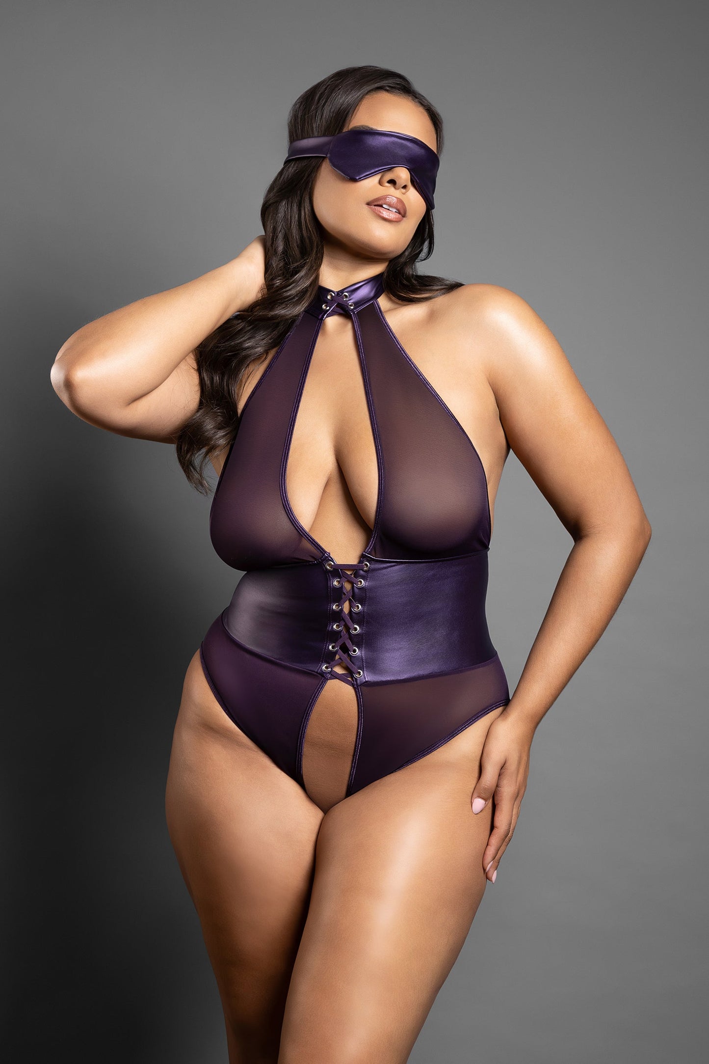 Fantasy Domina Open Lace-up Teddy & Blindfold Set Queen