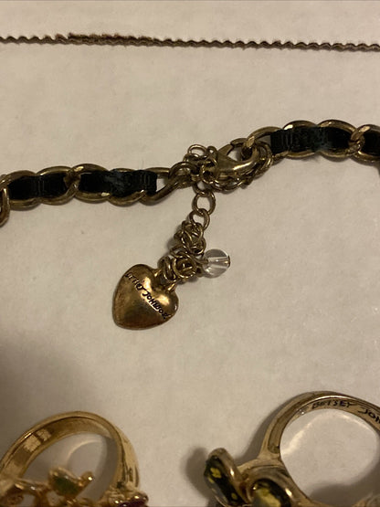 Betsey Johnson Y2K Vintage Jewelry Set – Floral Charm Necklace, Earrings, Ring