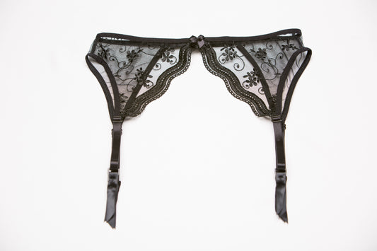 Shirley of Hollywood Scalloped Embroidery Garter Belt Black
