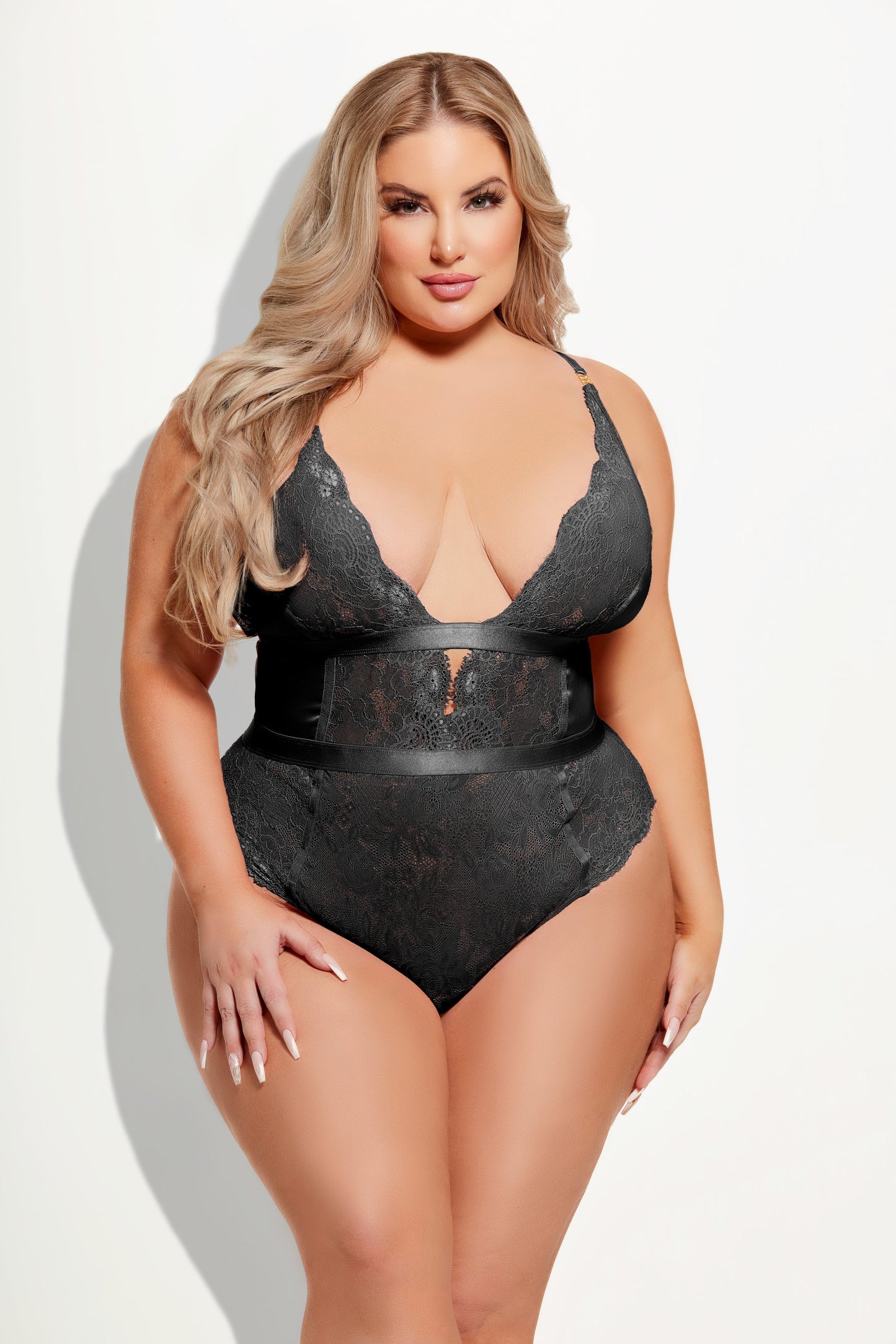 House of Desire Helena Lace & Satin Wireless & Open Back Teddy Black