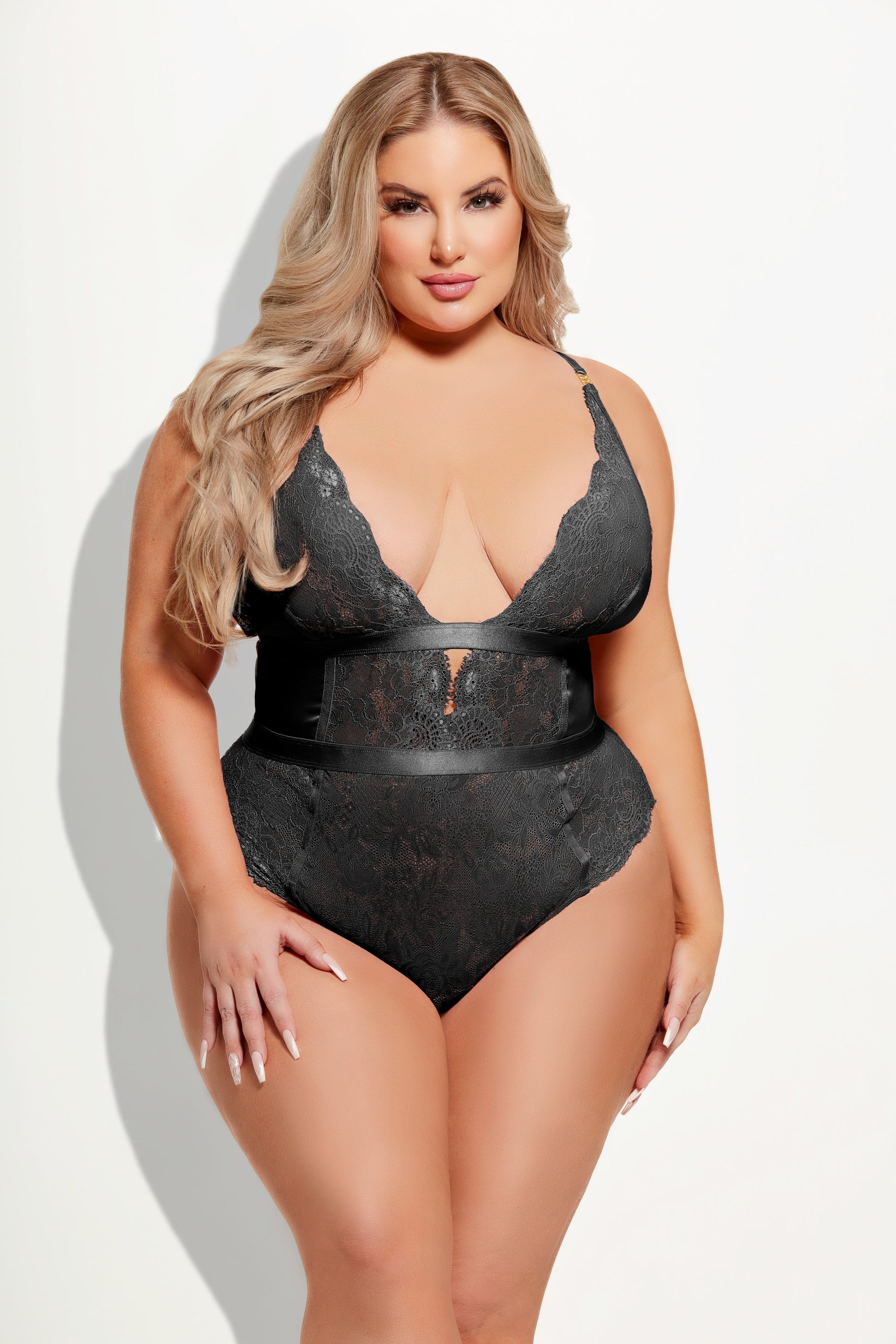 House of Desire Helena Lace & Satin Wireless & Open Back Teddy Black