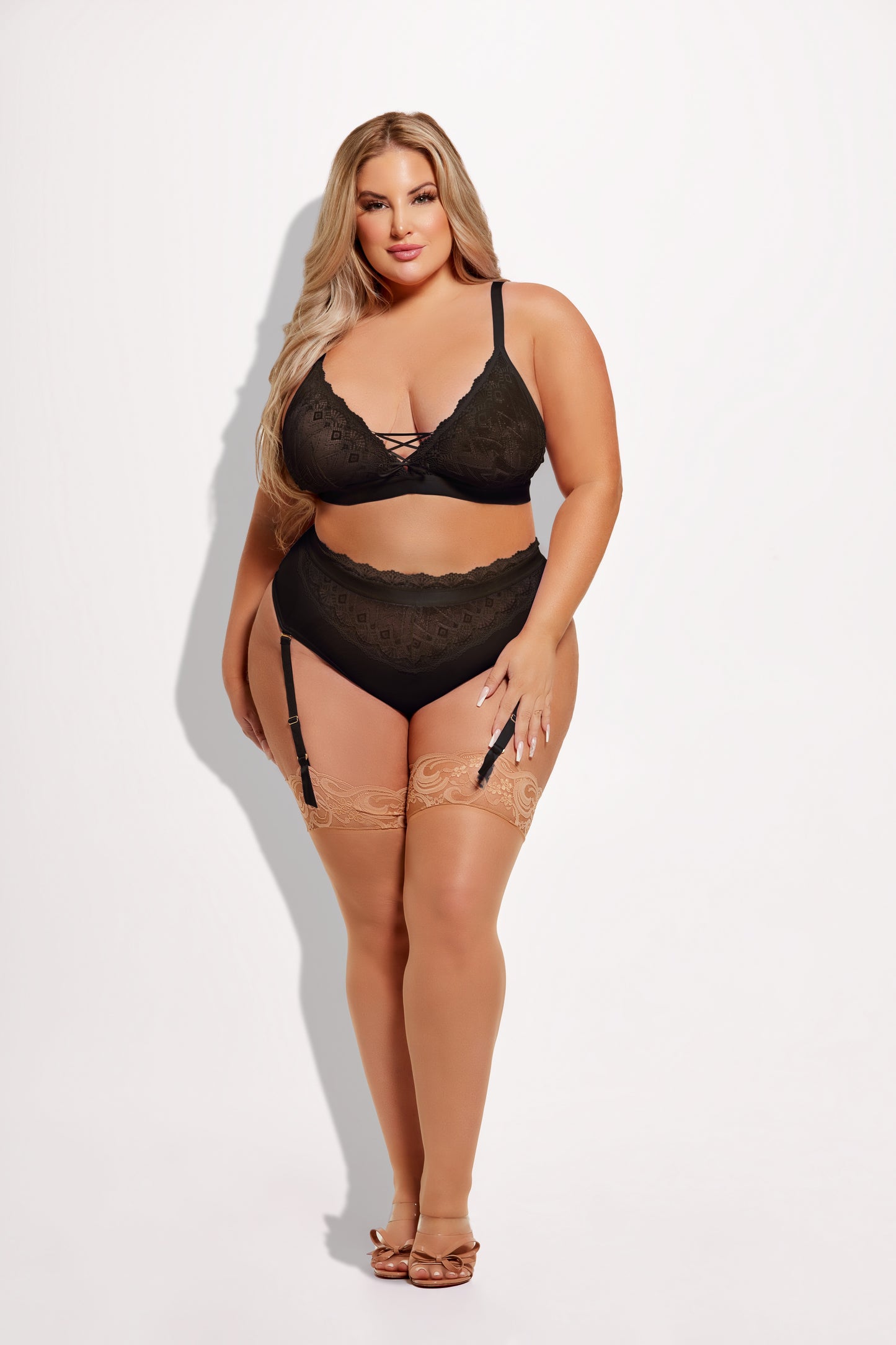 House of Desire Vivienne Timeless Lace & Micro Bralette & Thong Set Black
