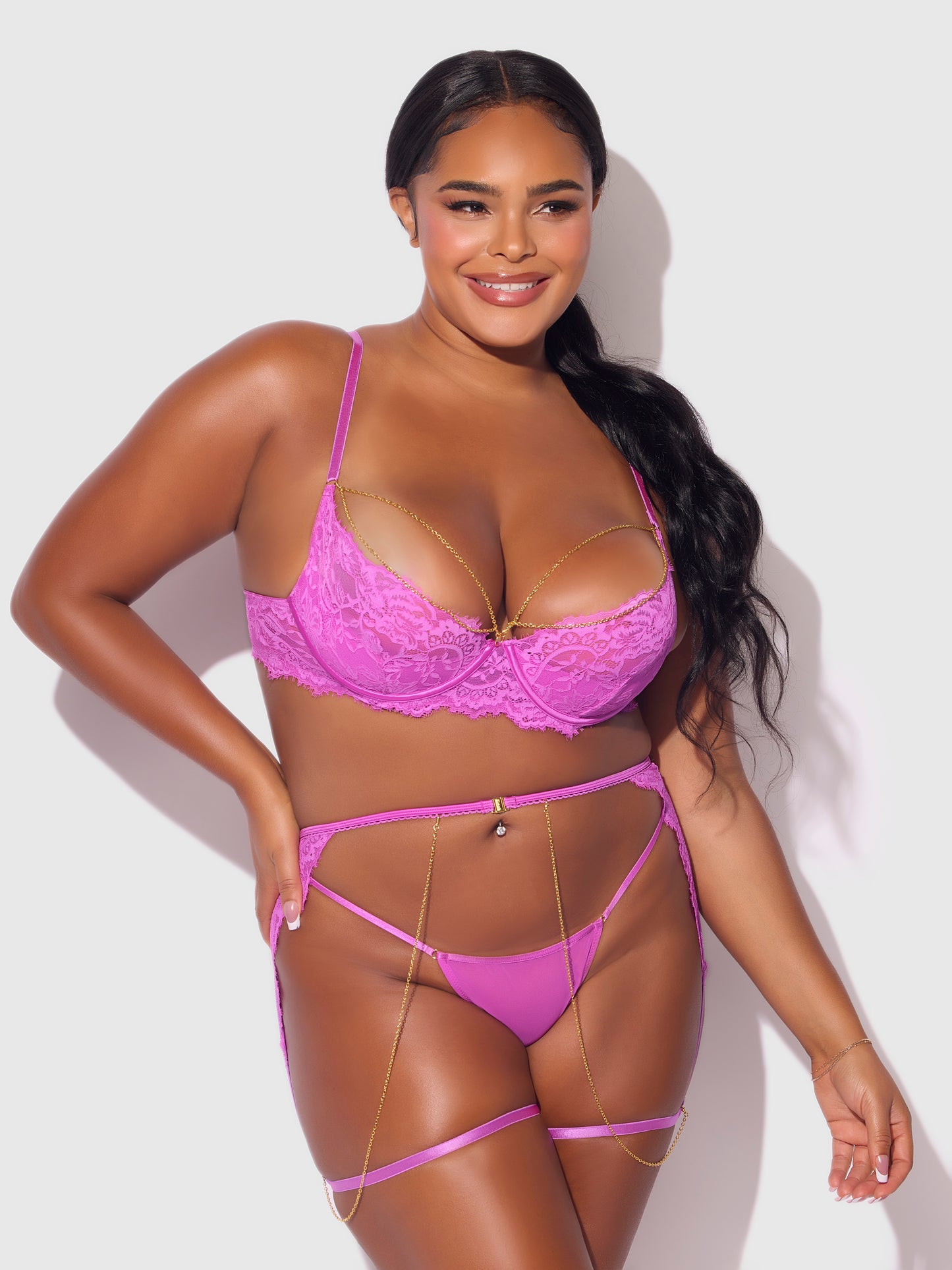 House of Desire Reanna Lace & Chain Garter Bra Set Pink