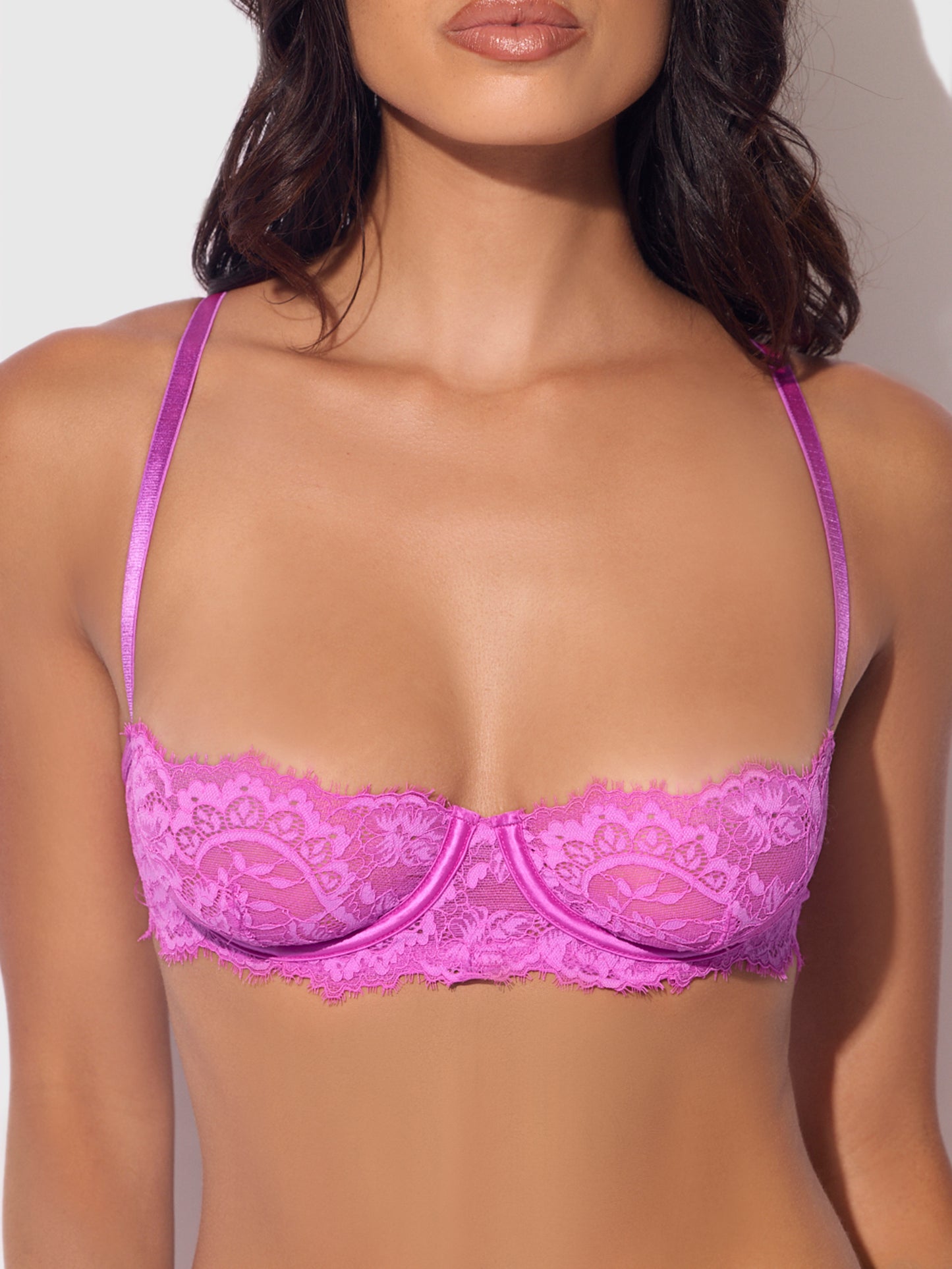 House of Desire Reanna Lace & Chain Handcuff Teddy Pink