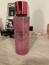 Victoria's Secret Fashion Show Shimmer Fragrance Mist Angel Fantasy Shimmer 8.4 oz