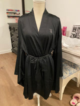 Victoria's Secret Fashion Show 2026 Rhinestone Satin Wide-Sleeve Robe Black