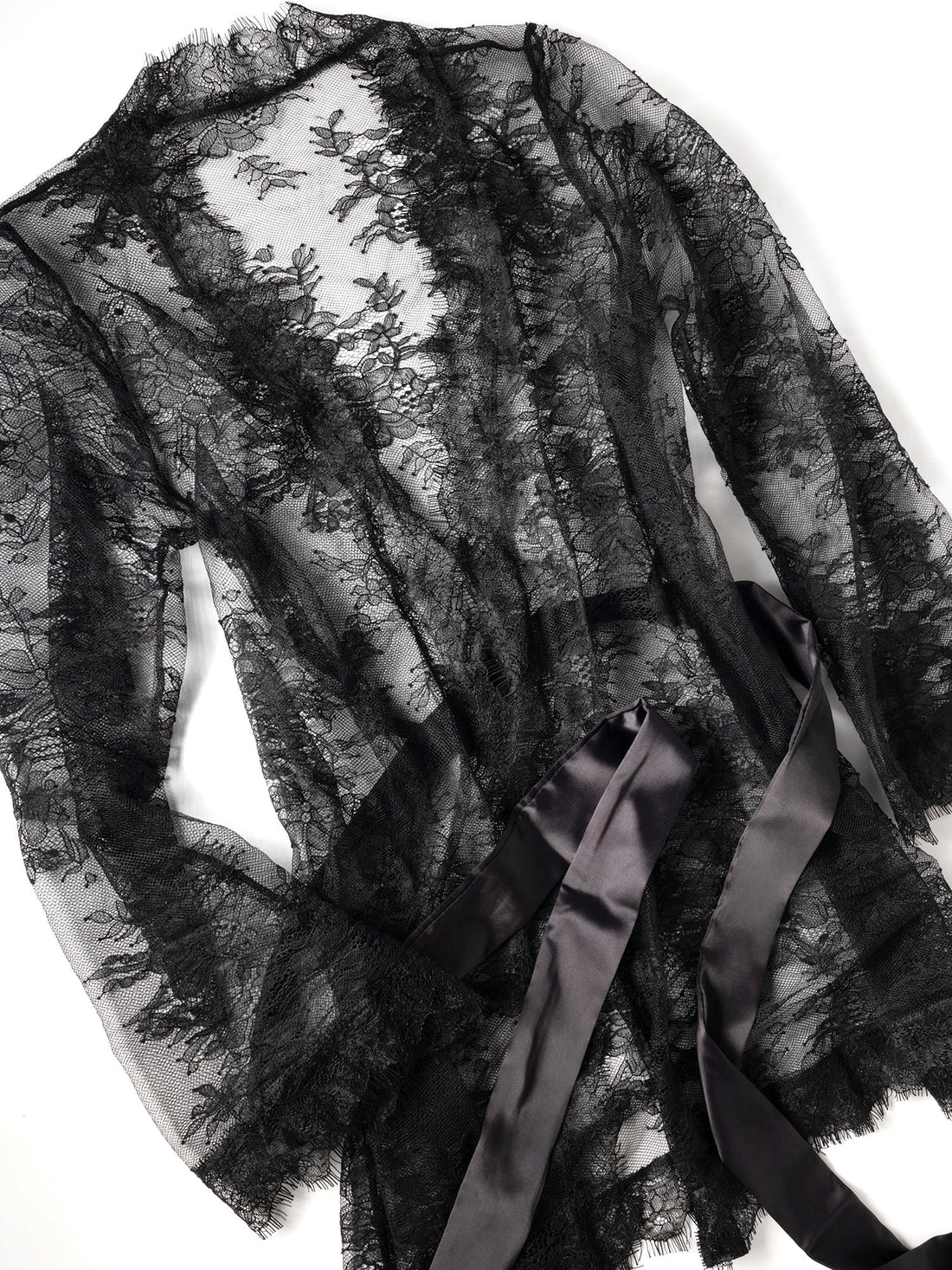 Amore Robe Feminine Lace