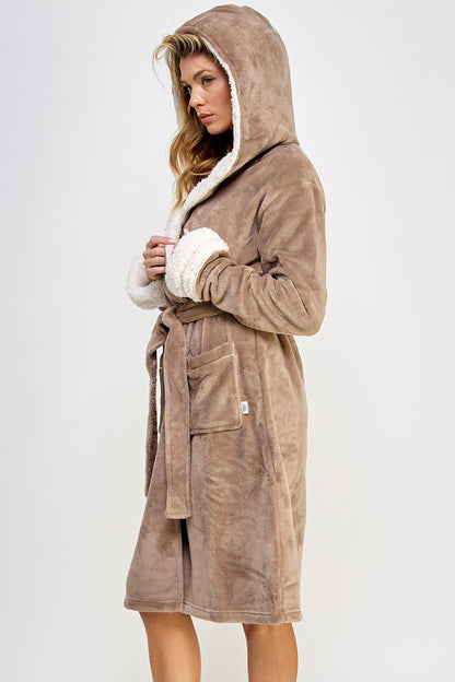 BeWicked Chic Plush Cozy Fleece Sydney Robe Brown