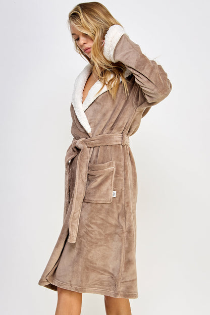 BeWicked Chic Plush Cozy Fleece Sydney Robe Brown